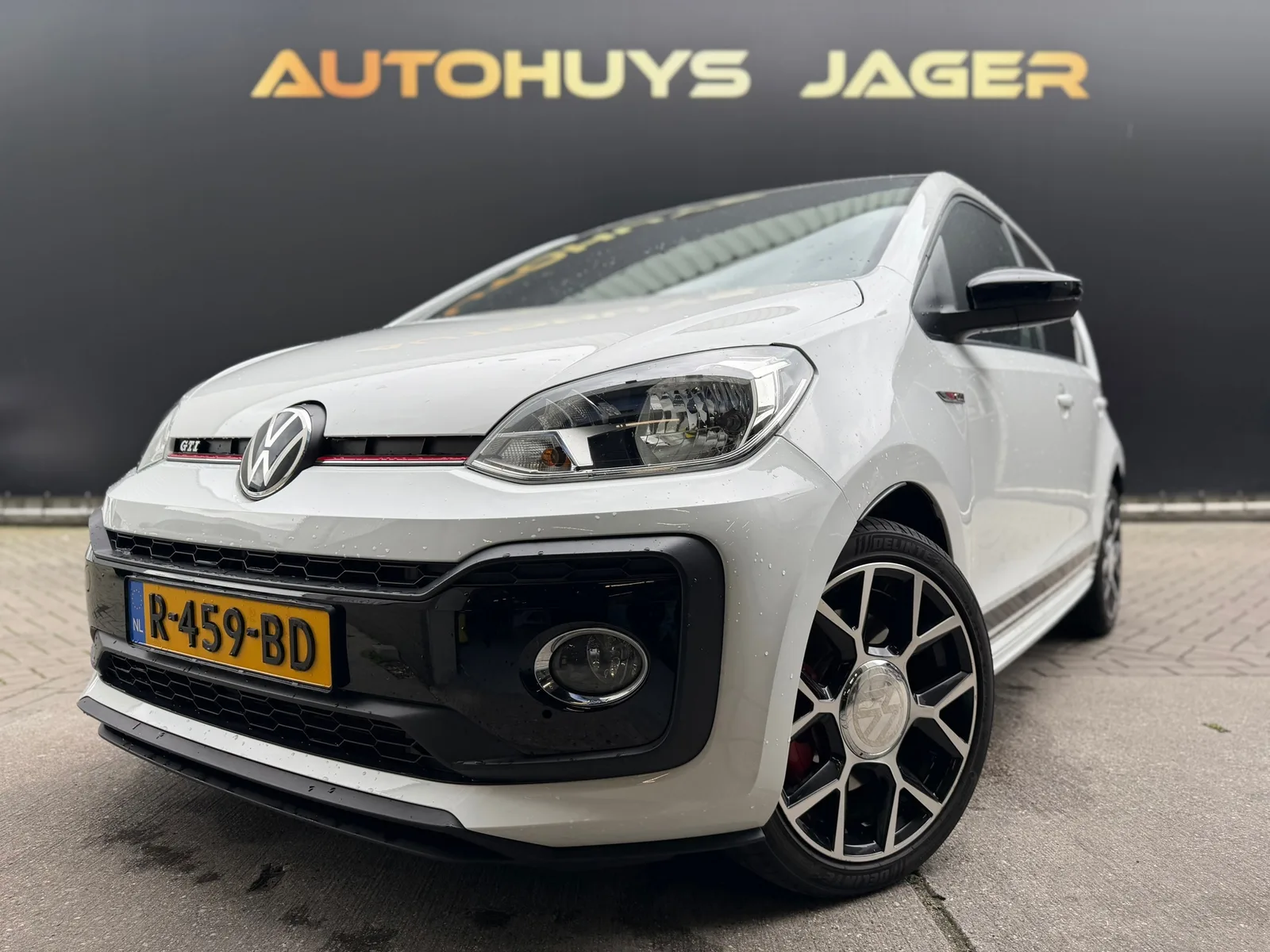 Volkswagen Up! (2020) — foto 1