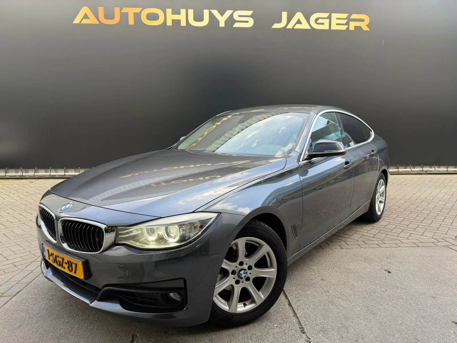 BMW 3-Serie (2013) — foto 1