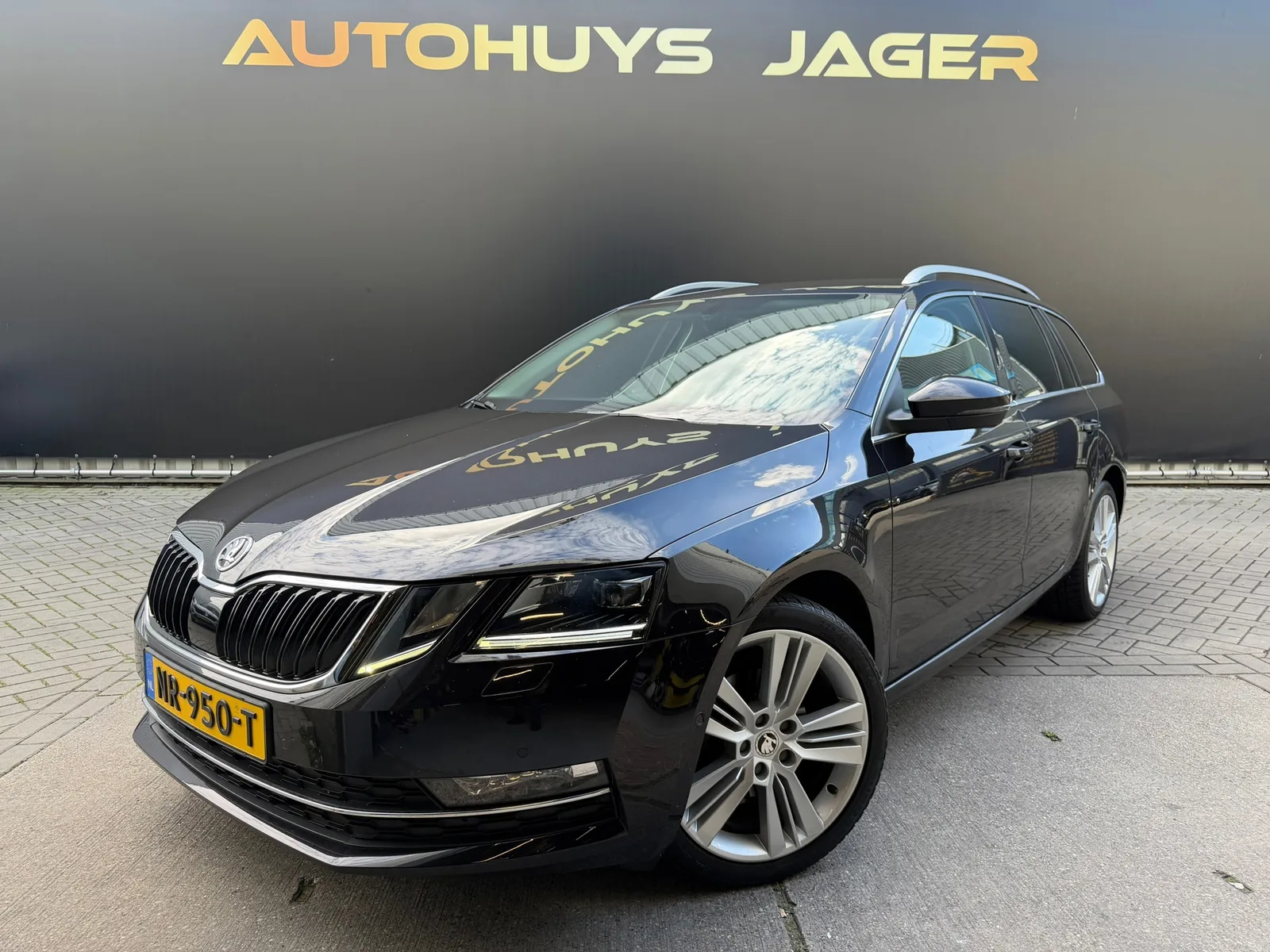 Škoda Octavia (2017) — foto 1