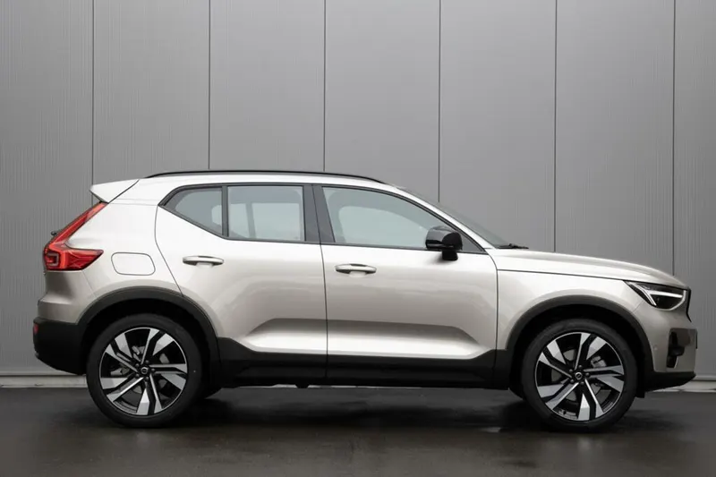 Volvo XC40 (2026)
