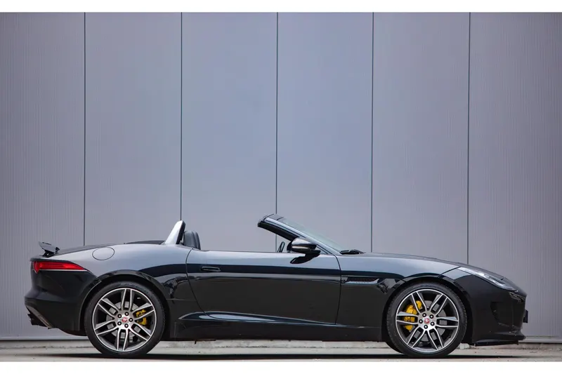 Jaguar F-Type (2013)