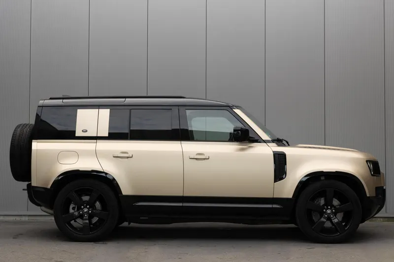 Land Rover Defender (2022)
