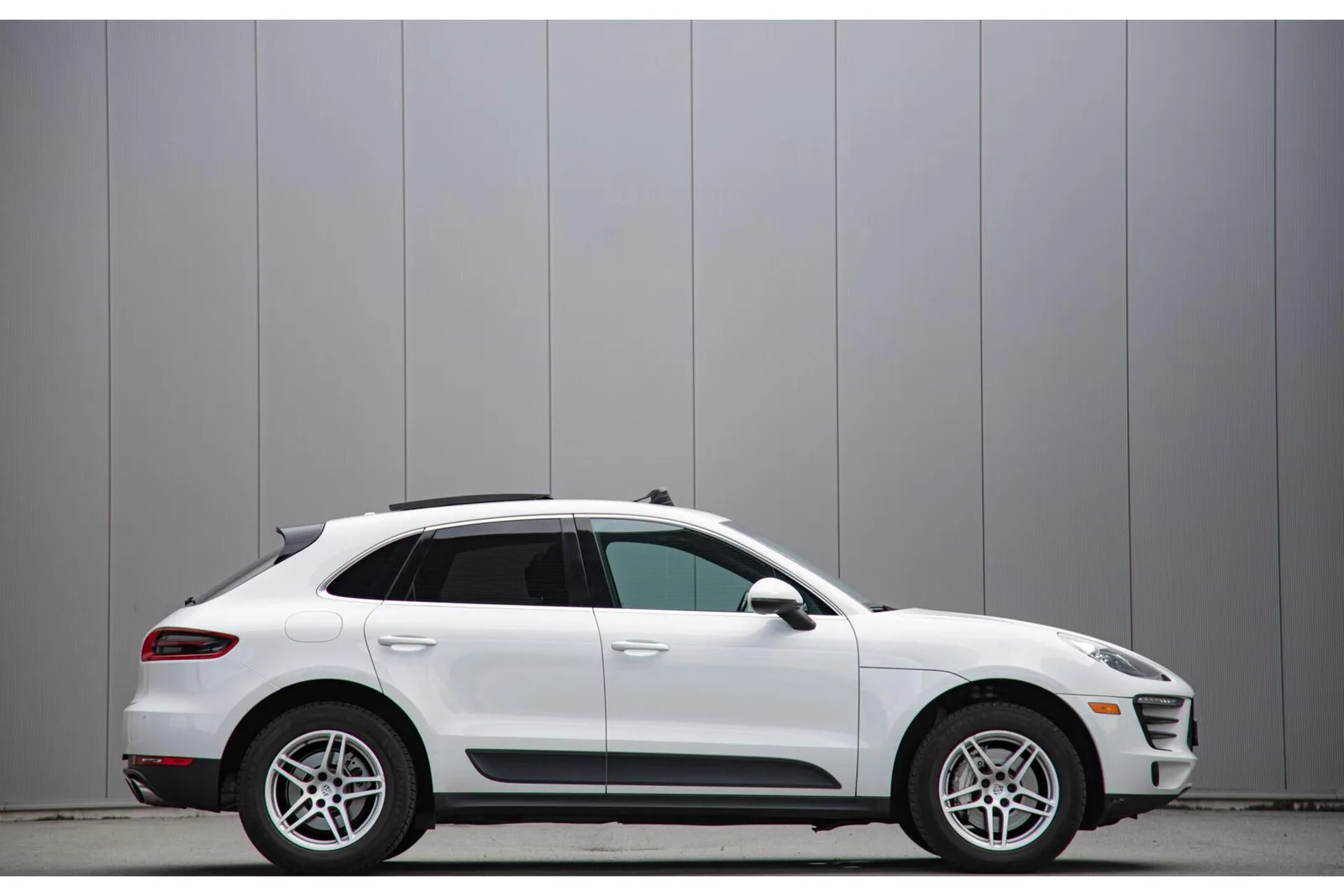 Porsche Macan (2015) — foto 1