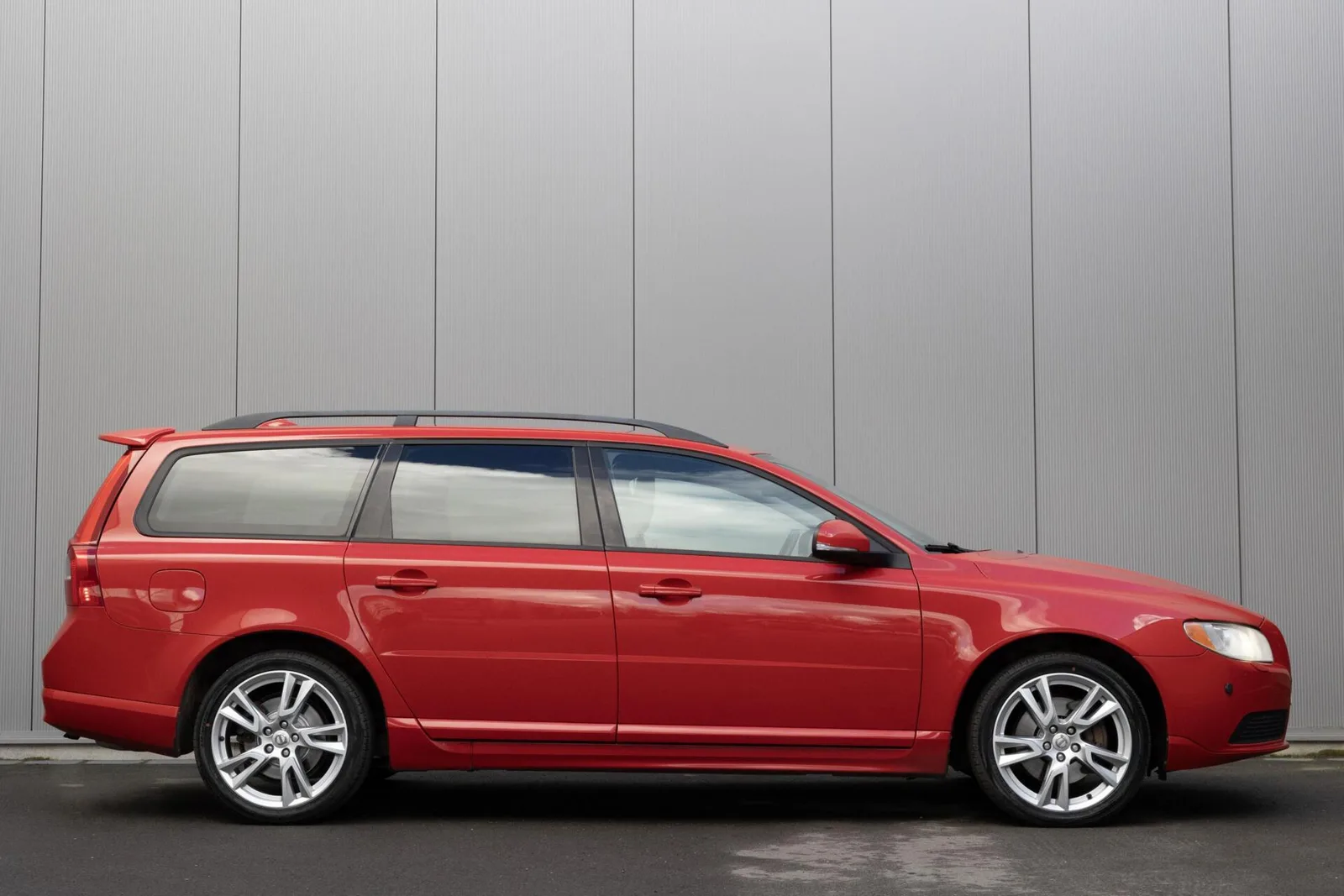 Volvo V70 (2011) — foto 1