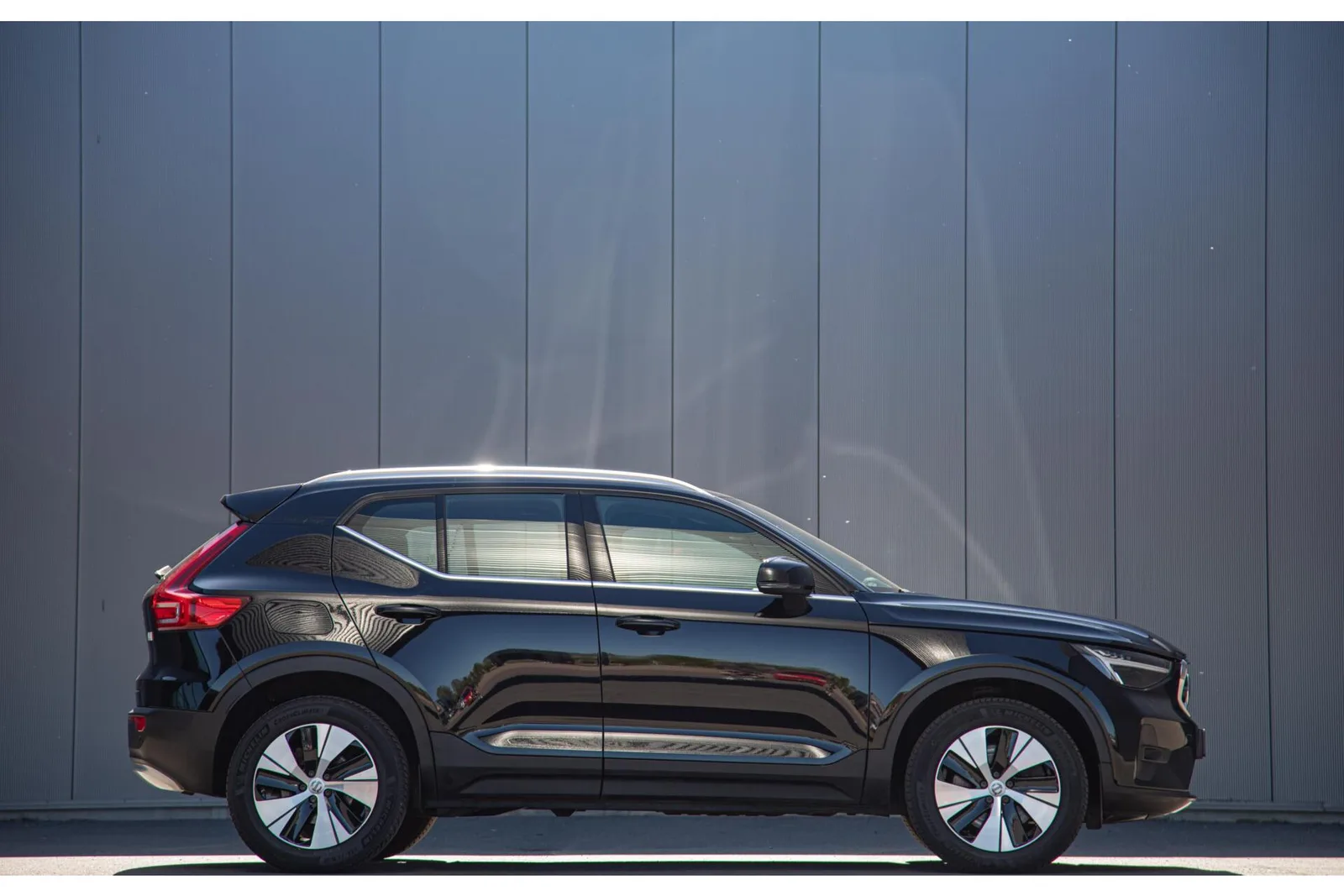 Volvo XC40 (2022) — foto 1