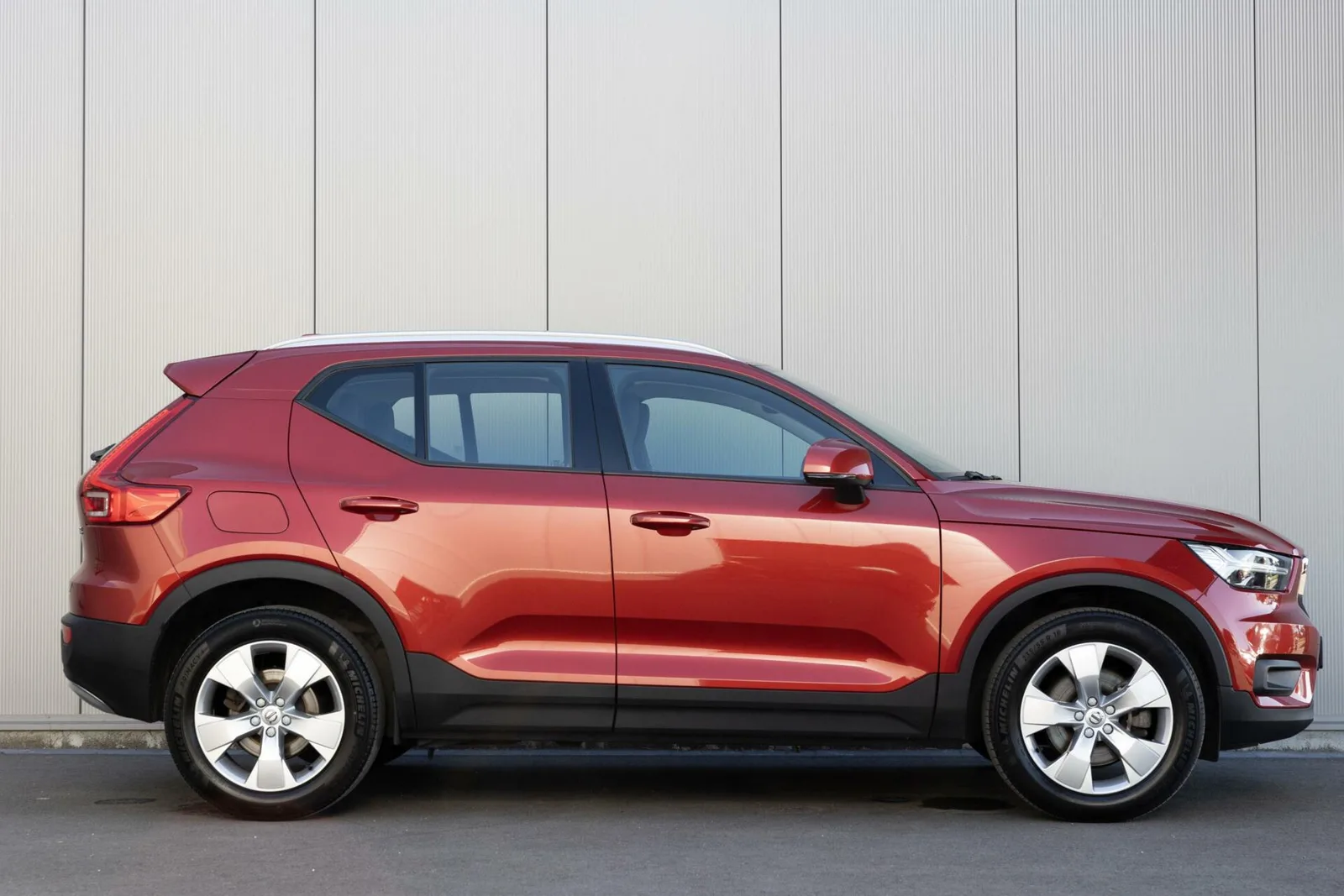 Volvo XC40 (2021) — foto 1