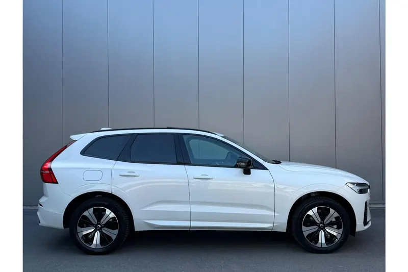 Volvo XC60 (2023)