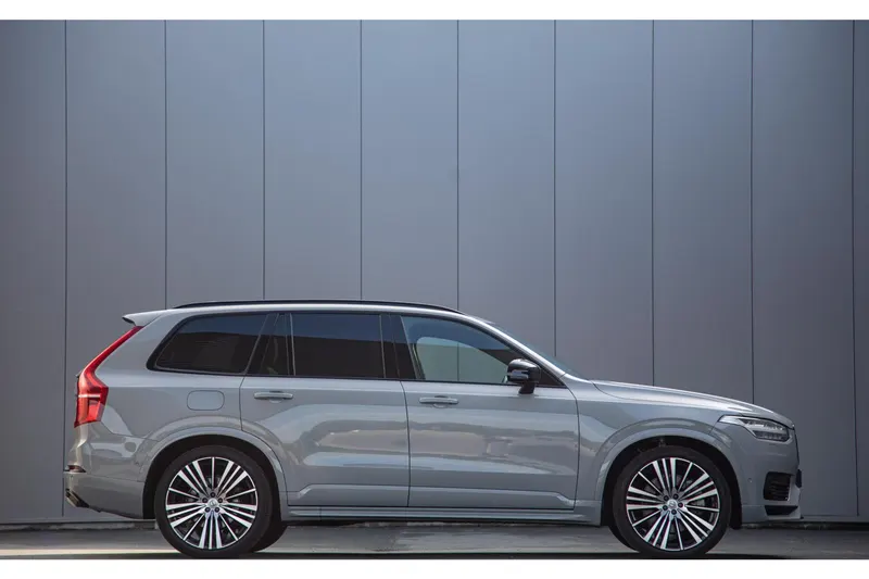 Volvo XC90 (2024)
