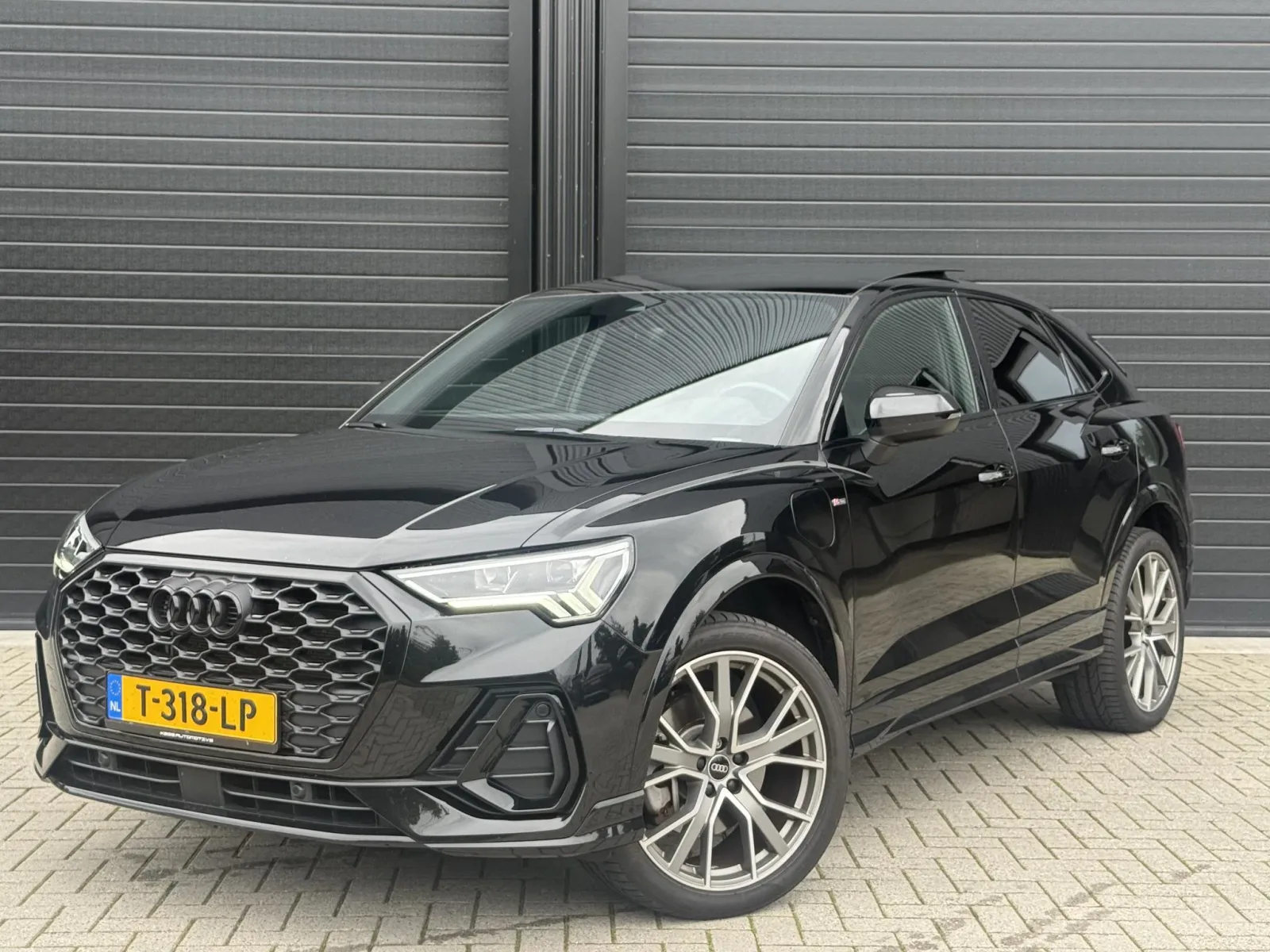 Audi Q3 (2022) — foto 1