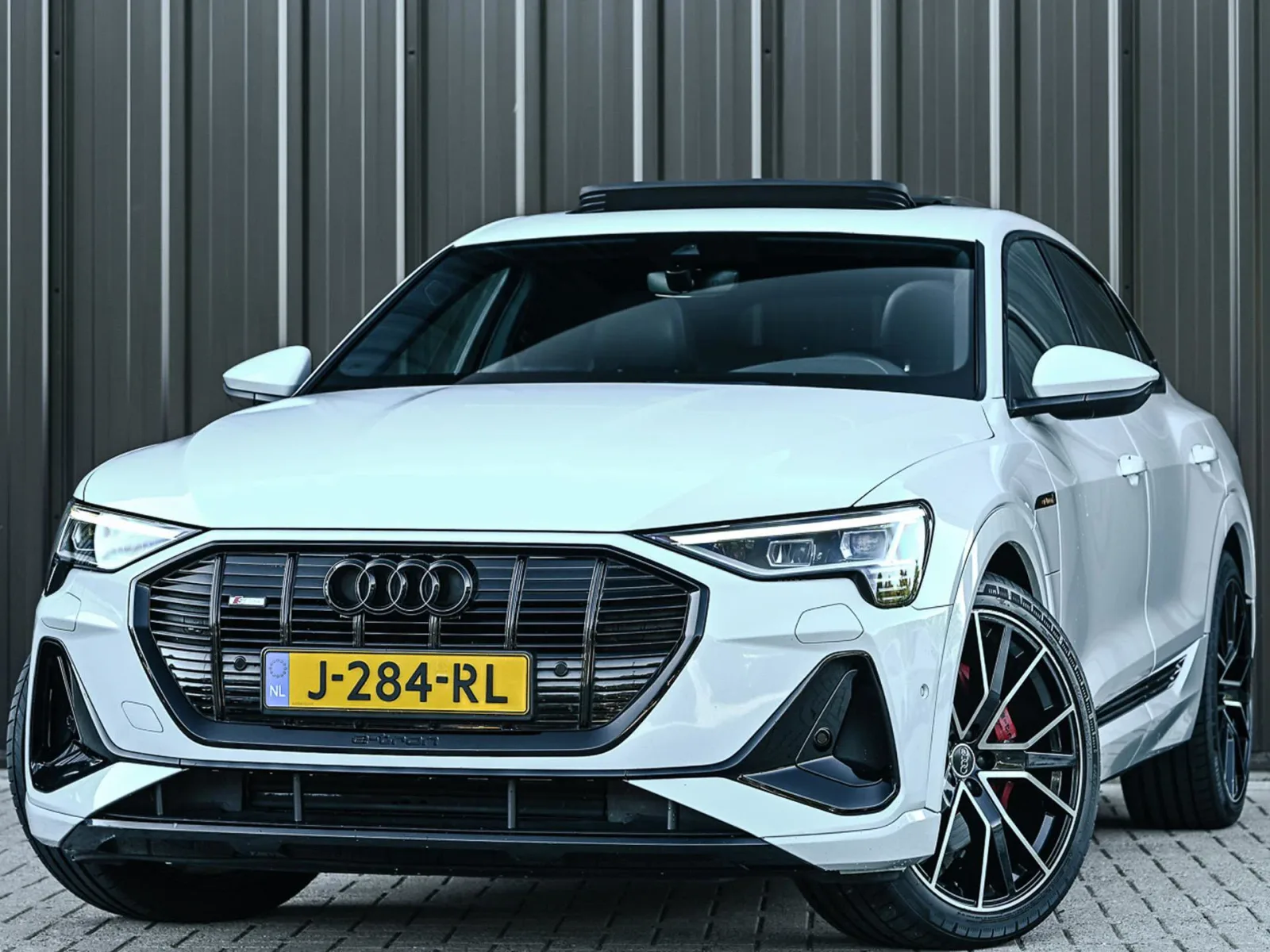 Audi e-tron (2020) — foto 1