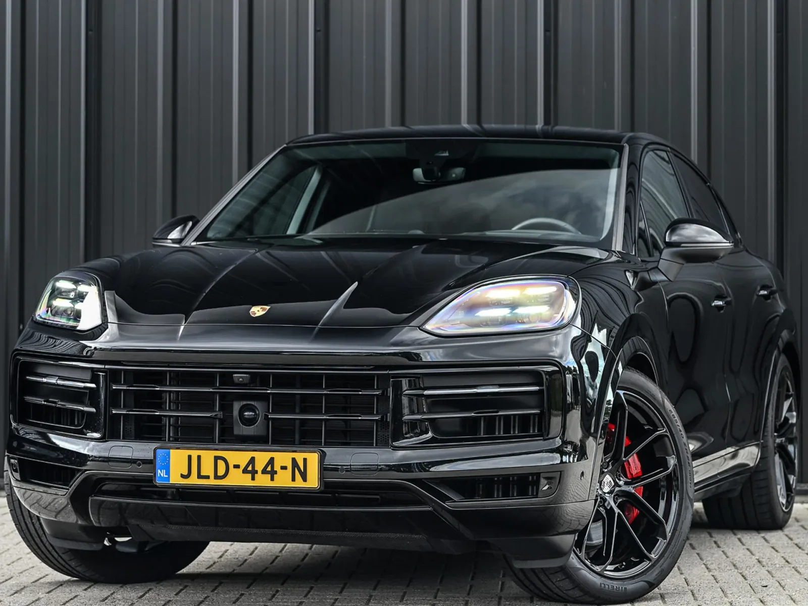 Porsche Cayenne (2025) — foto 1