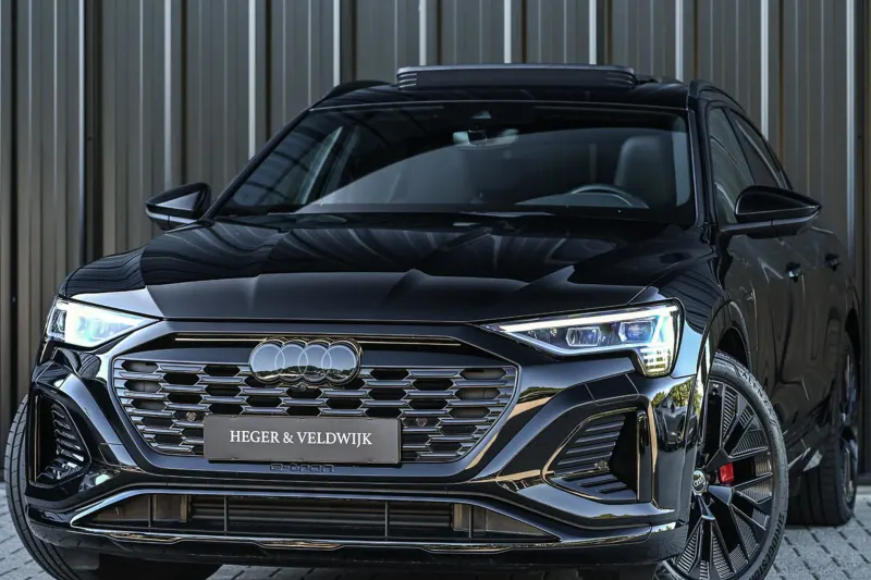 Audi Q8 e-tron (2024)