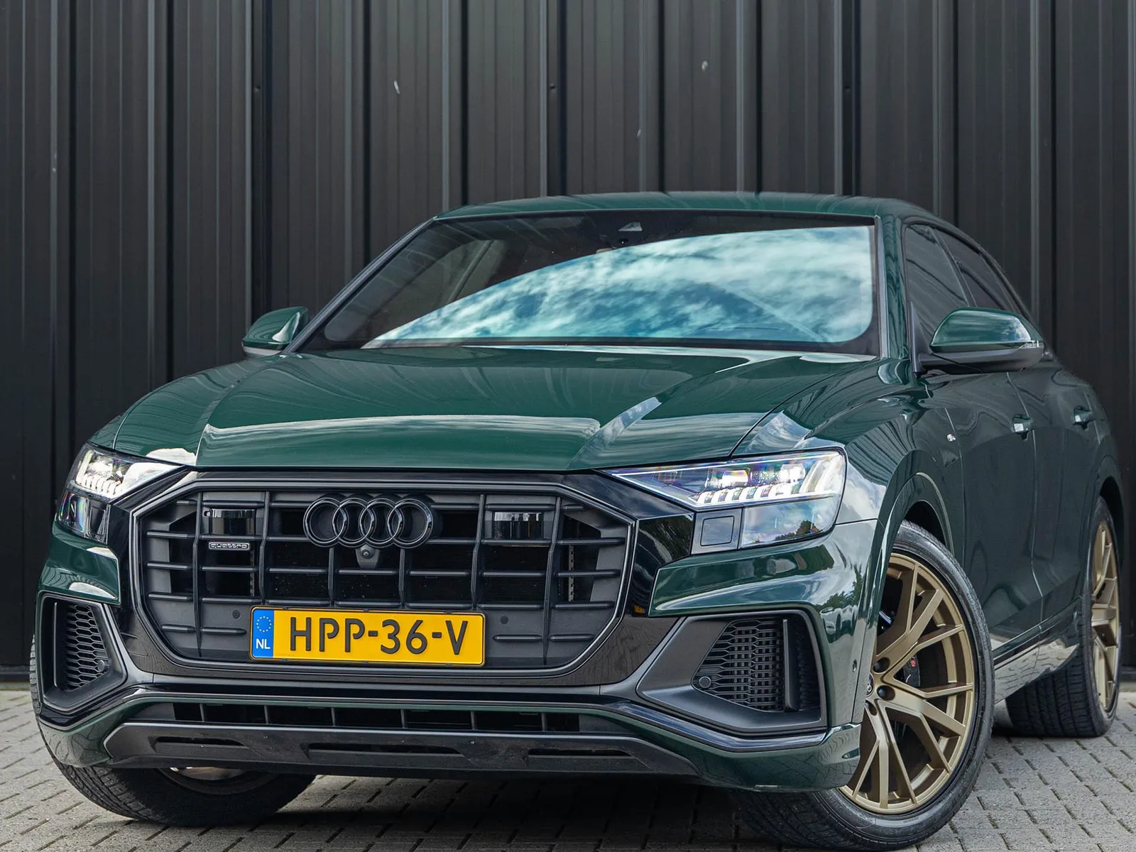 Audi Q8 (2021) — foto 1