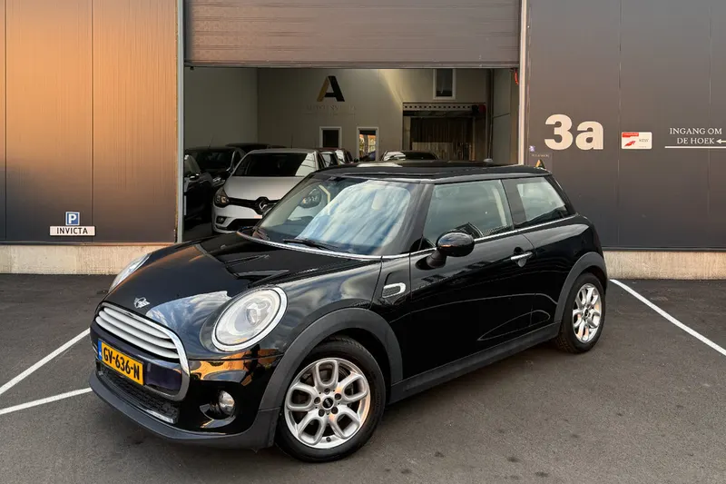 MINI Cooper (2015)