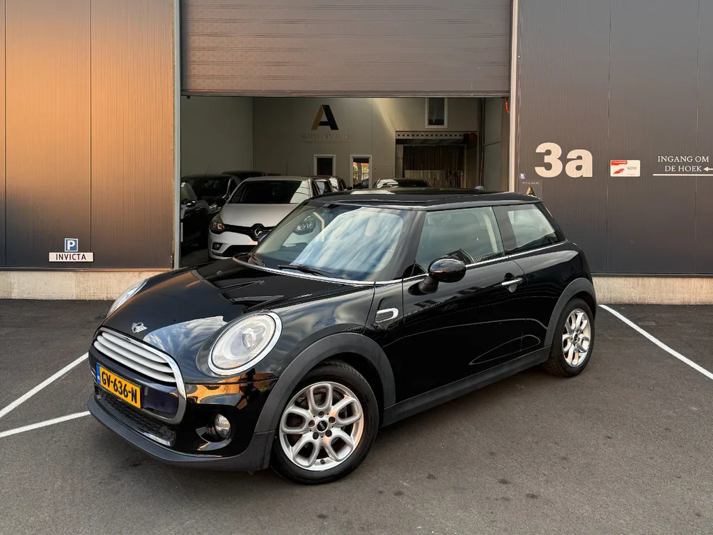 MINI Cooper (2015) — foto 1