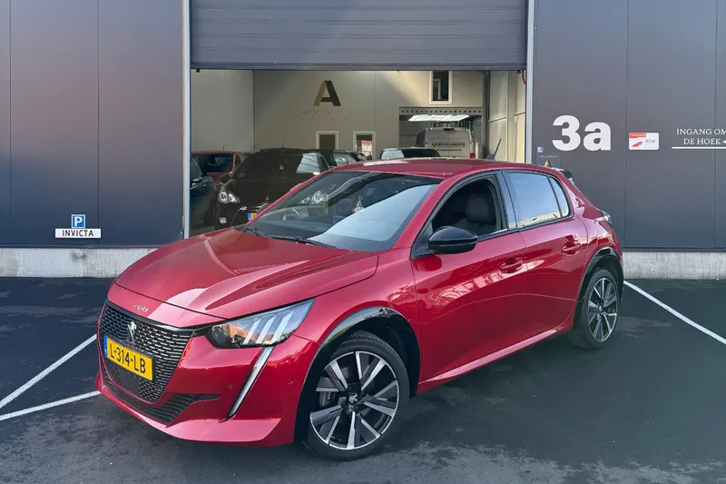Peugeot 208 (2021)