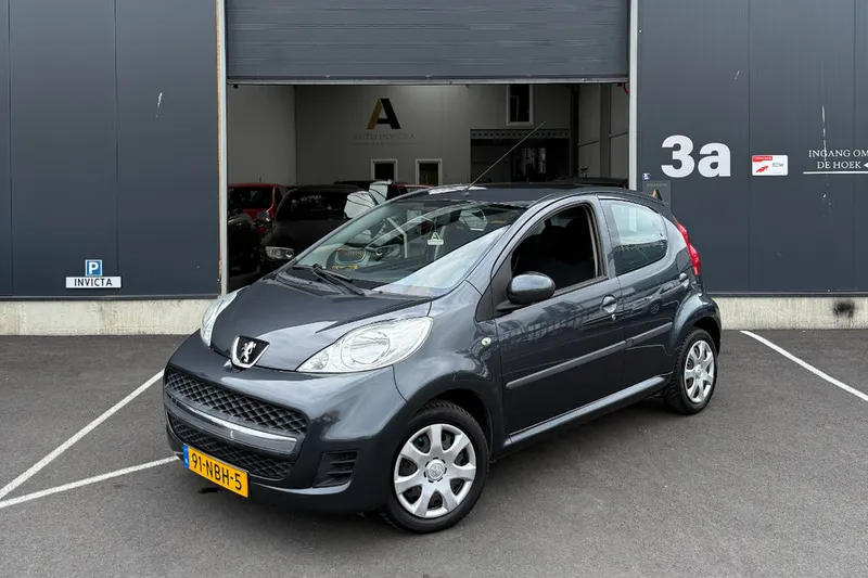 Peugeot 107 (2010)