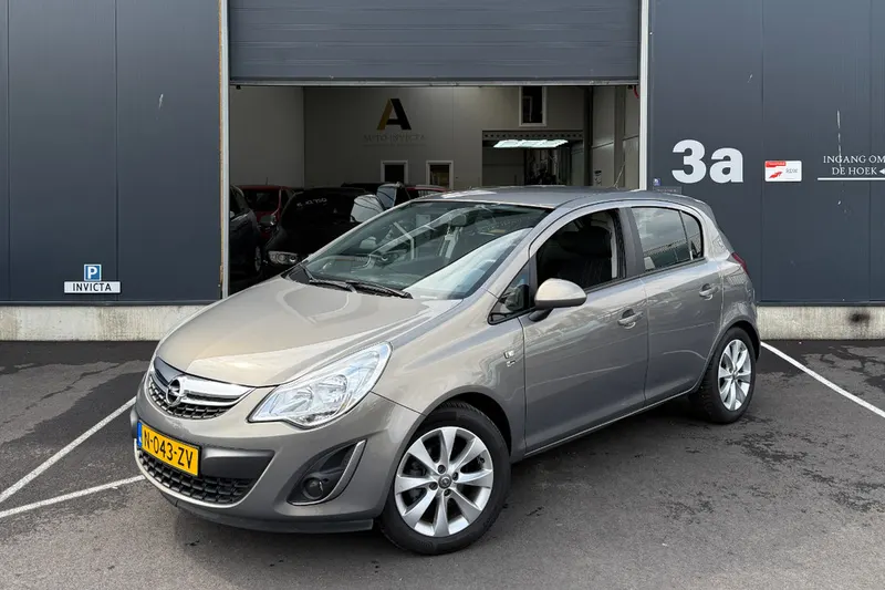 Opel Corsa (2012)
