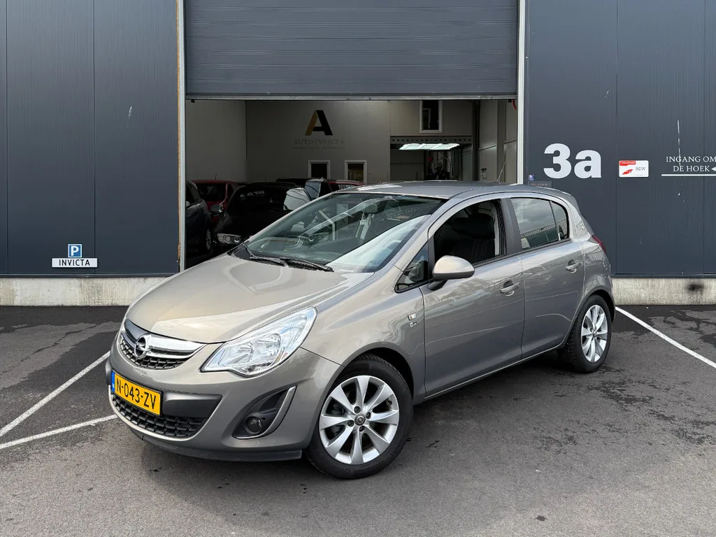 Opel Corsa (2012) — foto 1