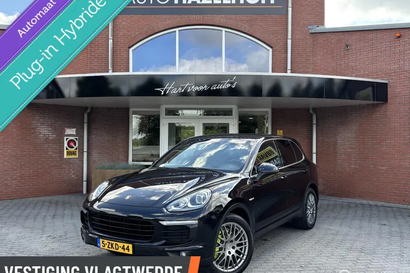 Porsche Cayenne (2015)