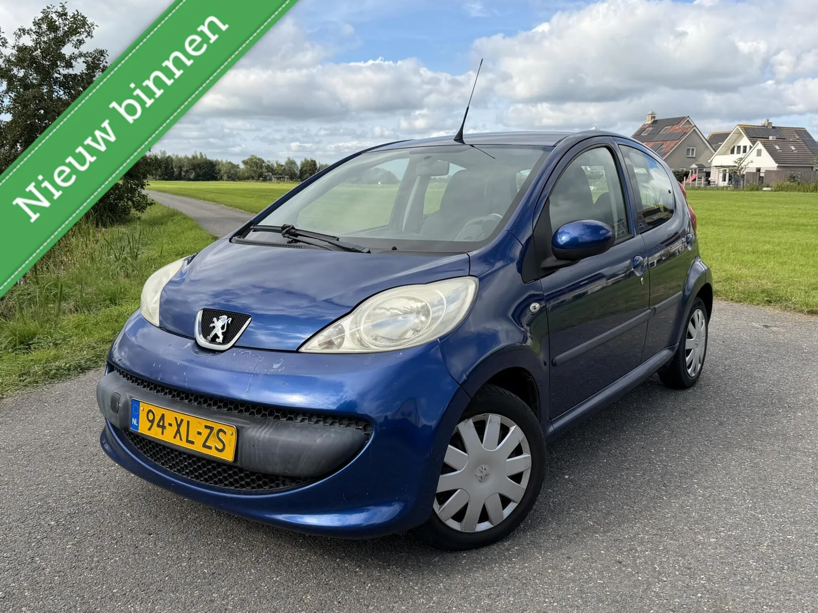 Peugeot 107 (2007) — foto 1
