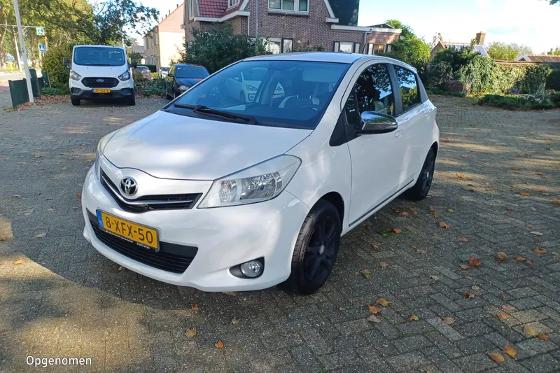 Toyota Yaris (2014)