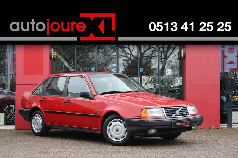 Volvo 440 (1991)