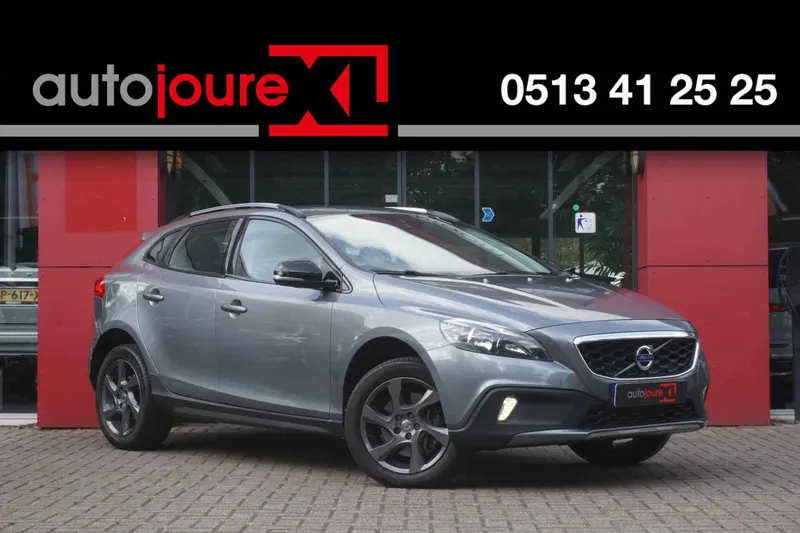 Volvo V40 Cross Country (2015)