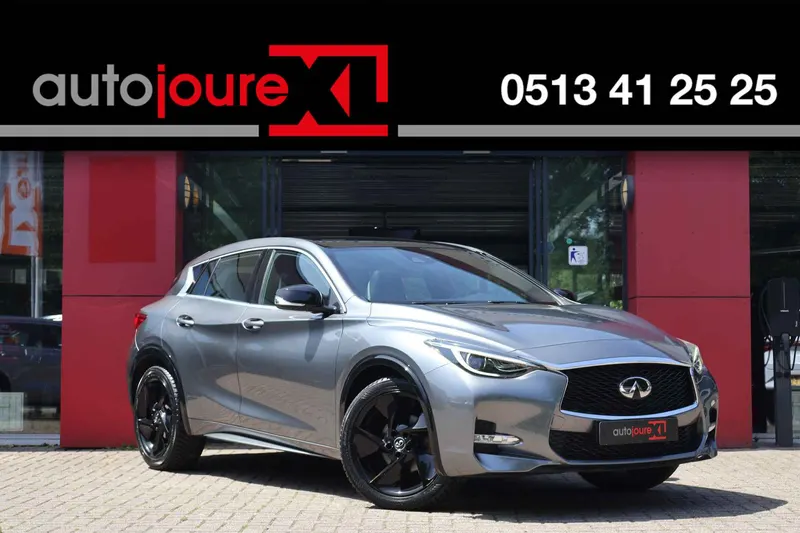 Infiniti Q30 (2017)