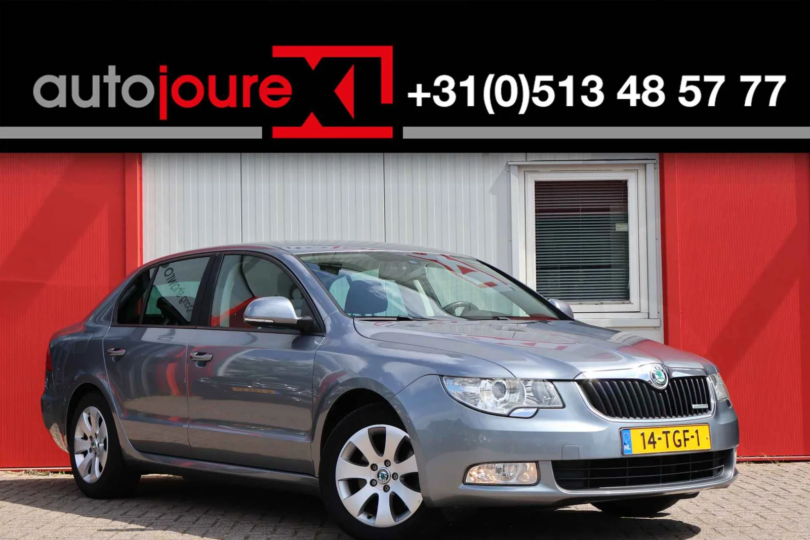 Škoda Superb (2012) — foto 1