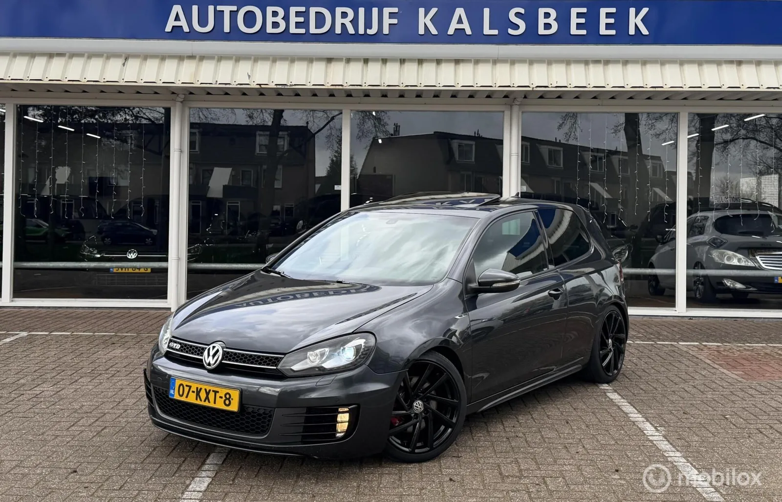 Volkswagen Golf (2010) — foto 1