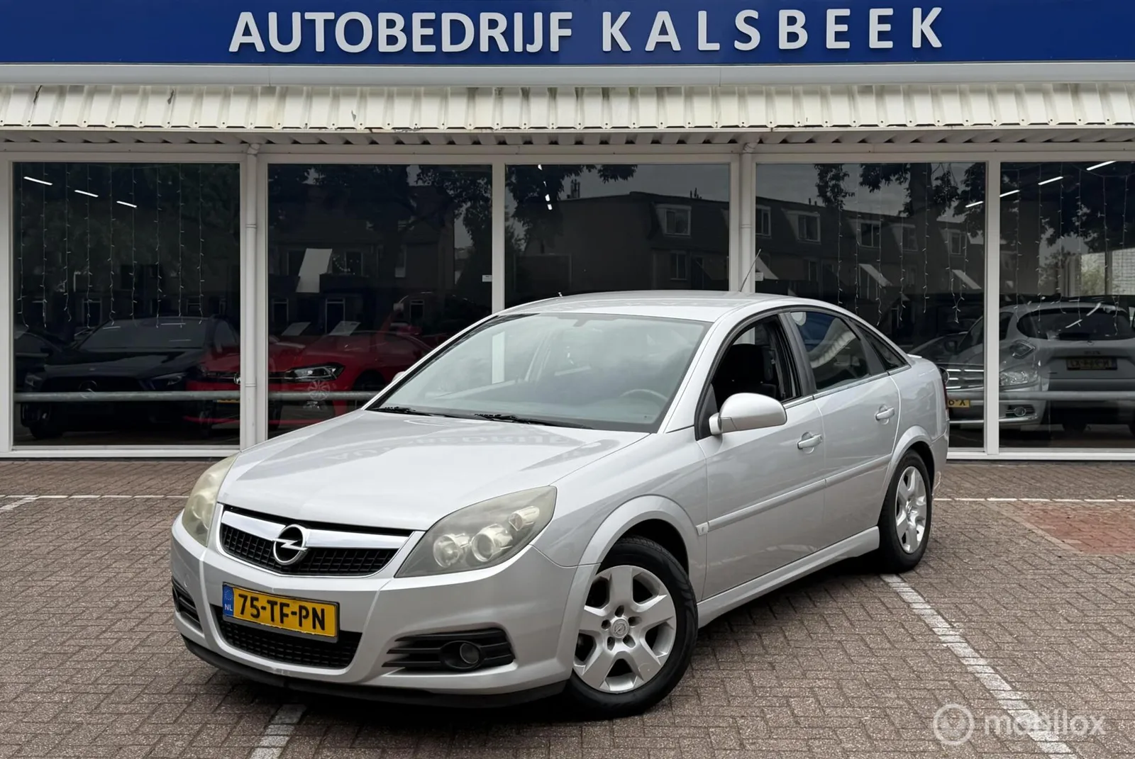 Opel Vectra (2006) — foto 1