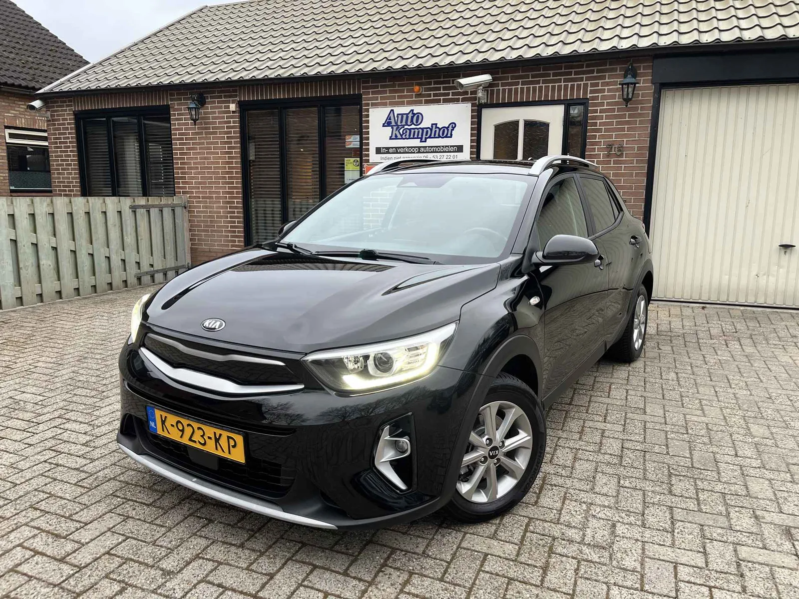 Kia Stonic (2021) — foto 1