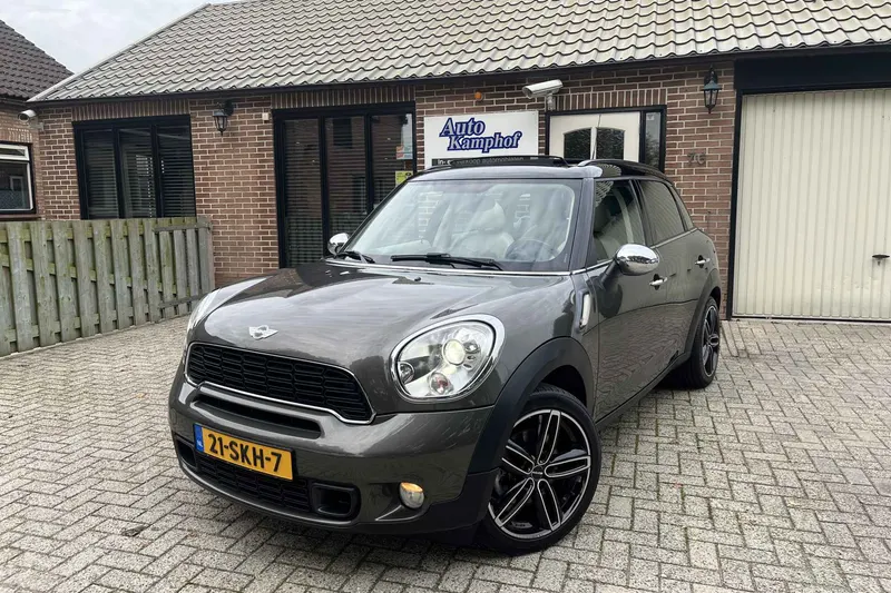 MINI Countryman (2011)
