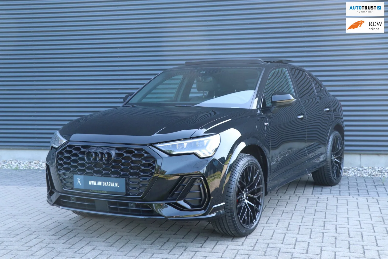 Audi Q3 Sportback (2021) — foto 1