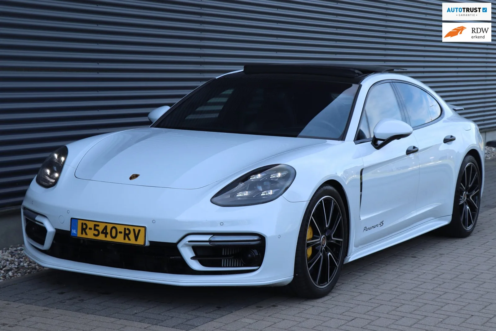 Porsche Panamera (2020) — foto 1