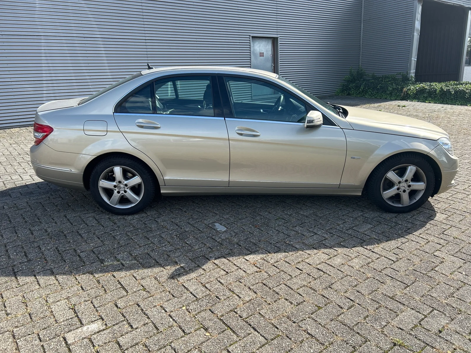 Mercedes-Benz C-Klasse (2010) — foto 1