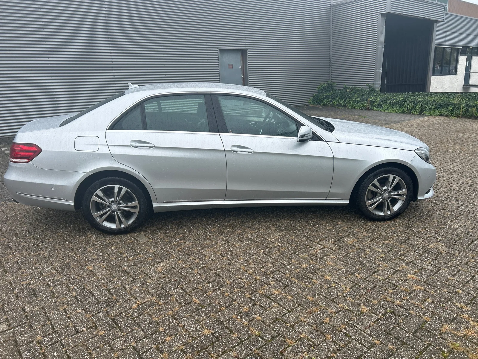 Mercedes-Benz E-Klasse (2013) — foto 1