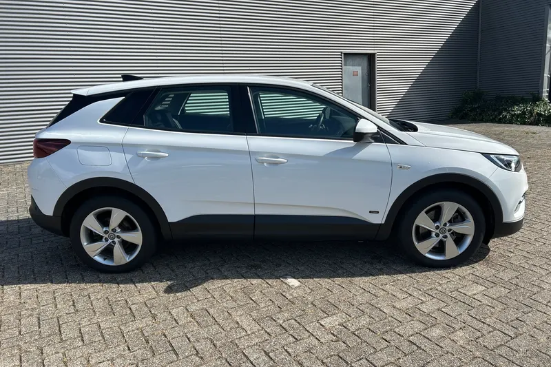 Opel Grandland X (2021)