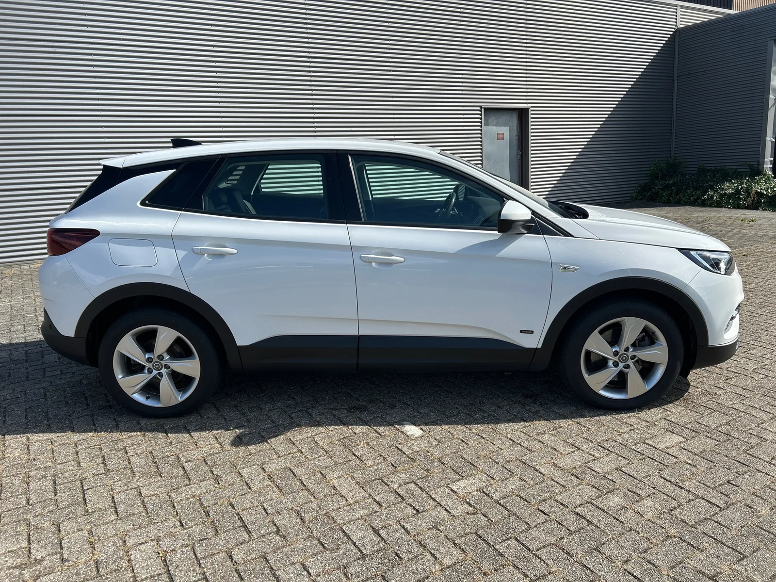 Opel Grandland (2021) — foto 1