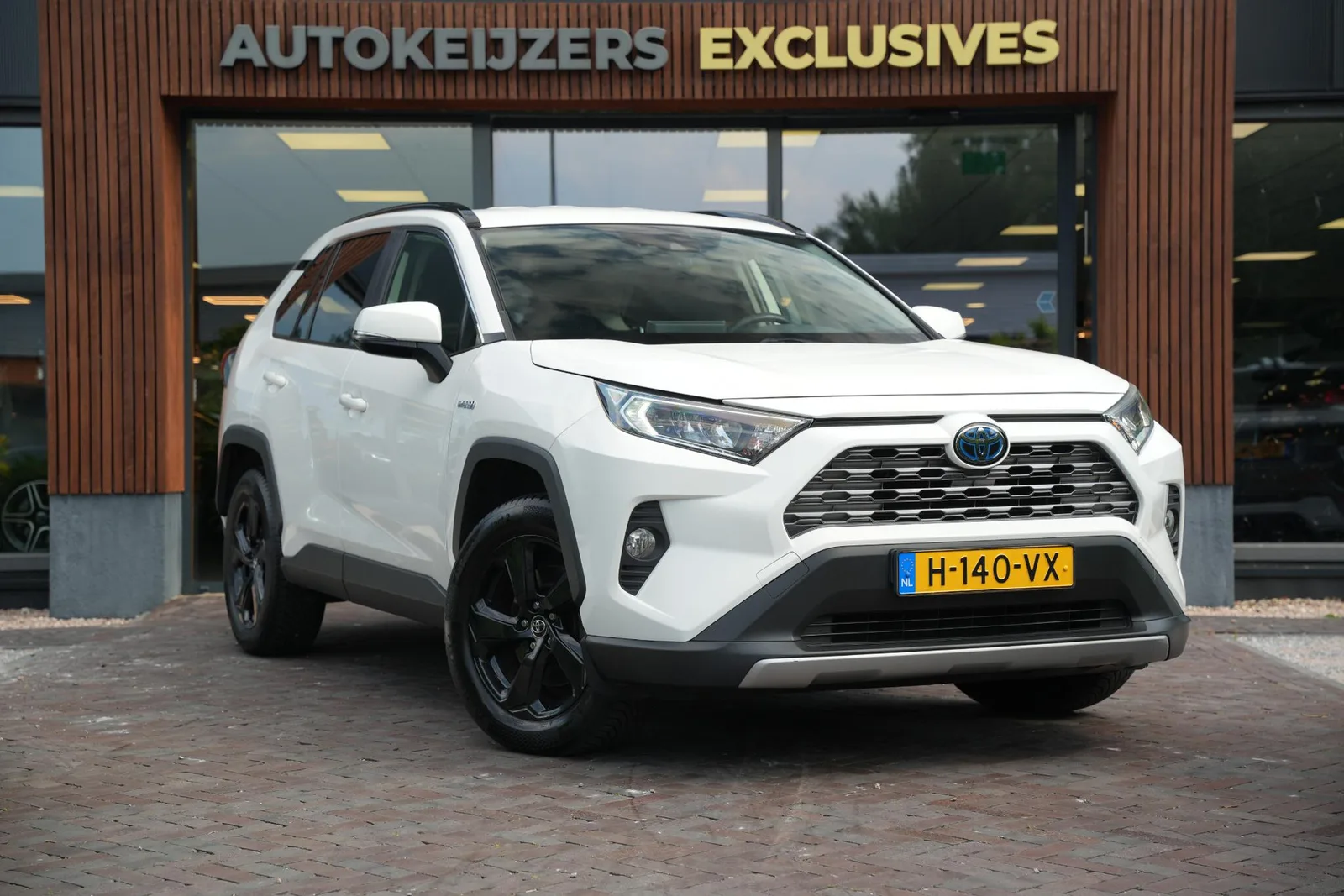 Toyota RAV4 (2019) — foto 1