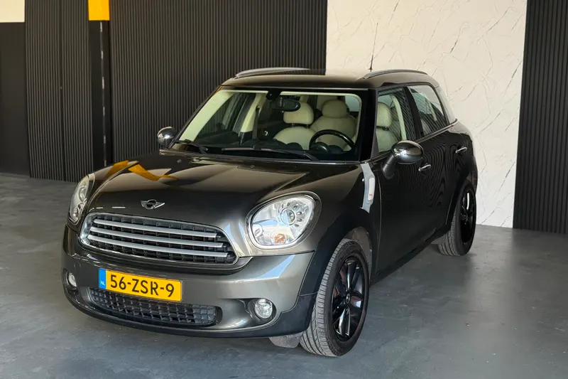 MINI Countryman (2012)