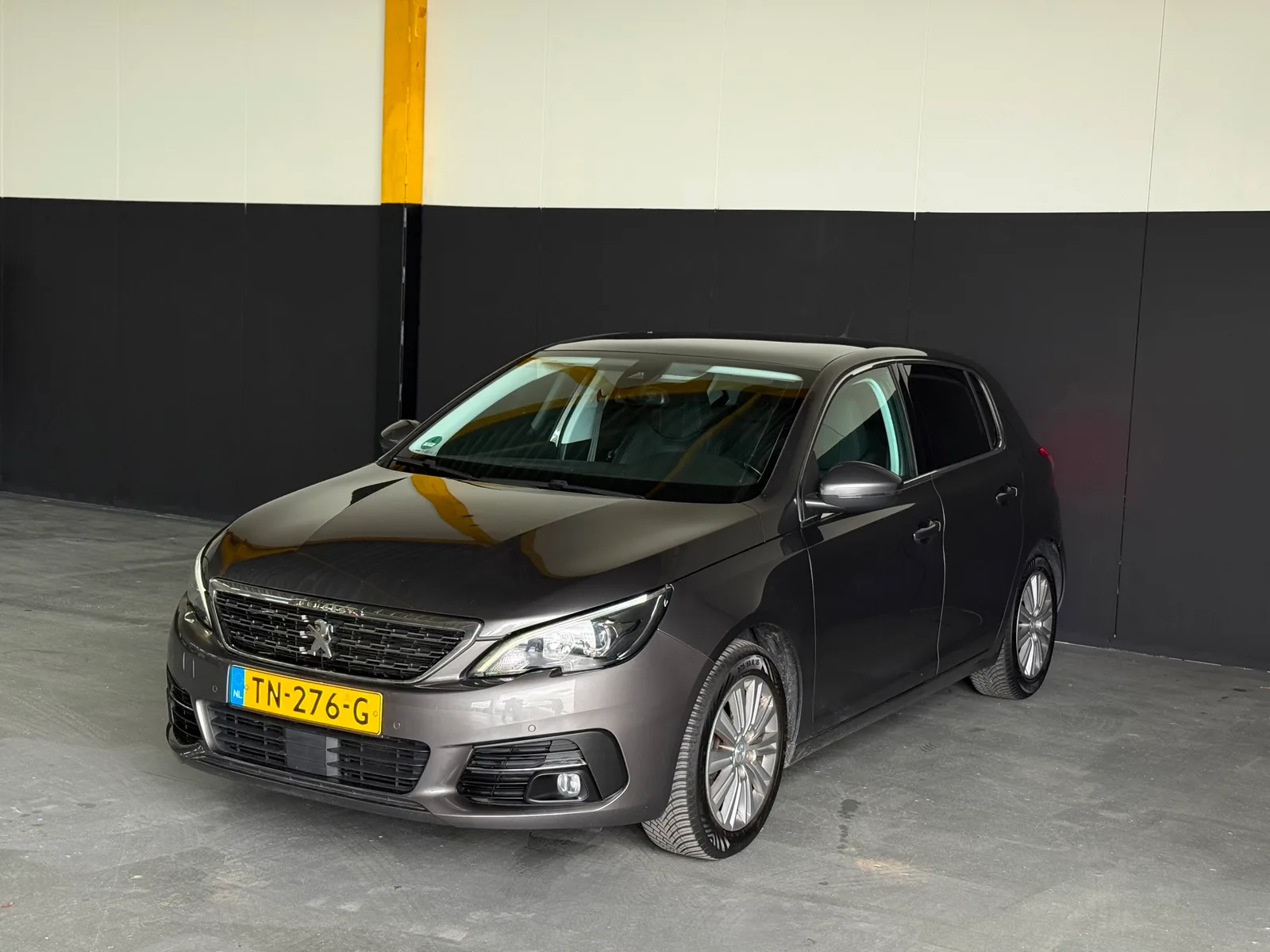 Peugeot 308 (2018) — foto 1