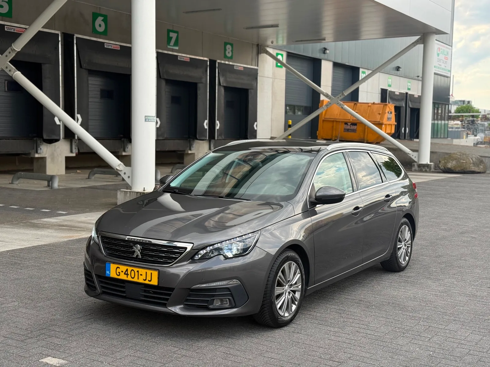 Peugeot 308 (2019) — foto 1