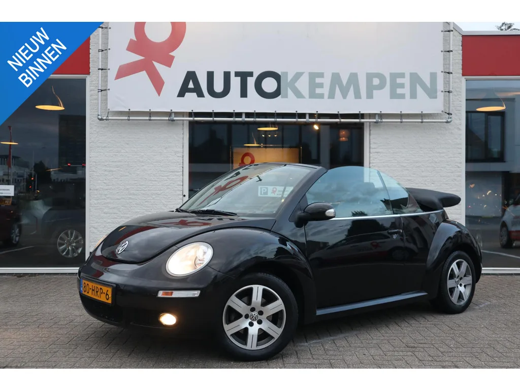 Volkswagen Beetle (2009) — foto 1