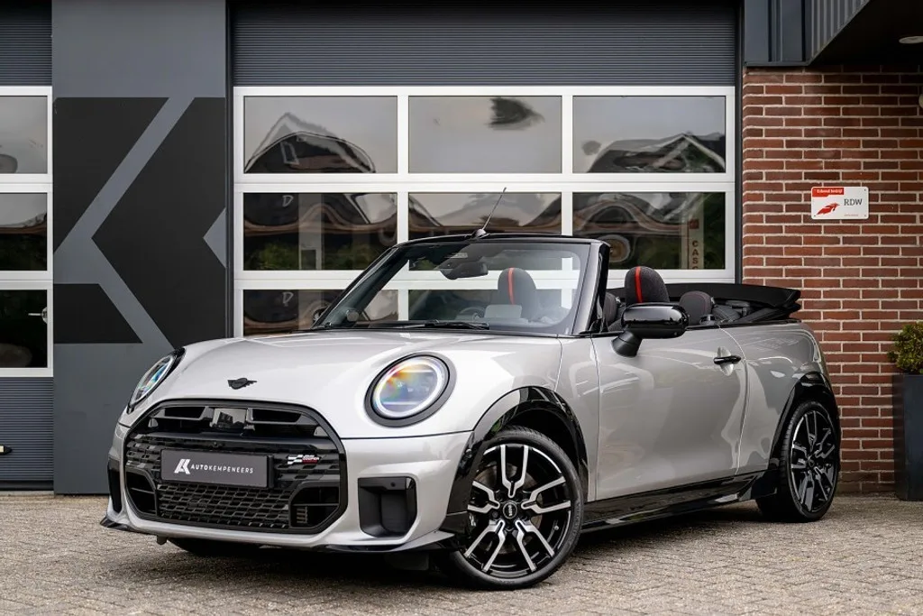 MINI Cooper S (2025) — foto 1