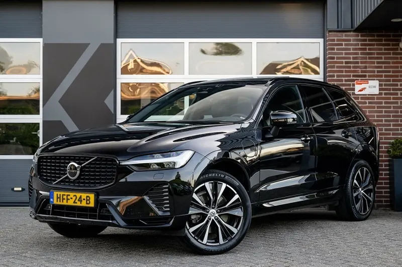 Volvo XC60 (2023)
