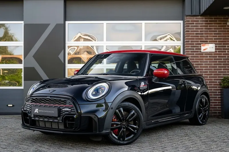 MINI John Cooper Works (2023)