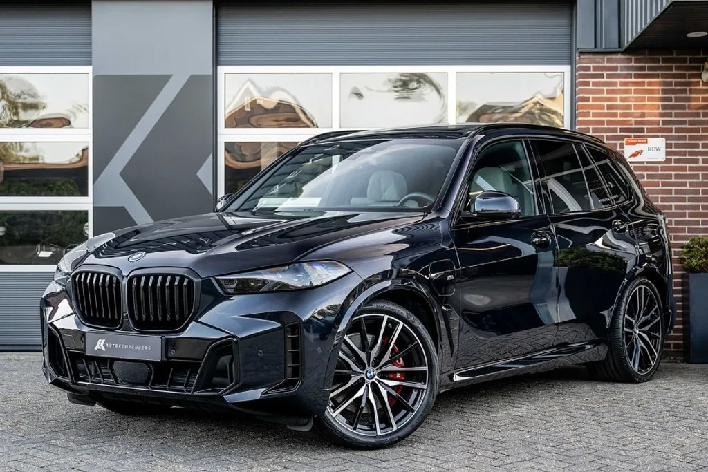 BMW X5 (2026) — foto 1