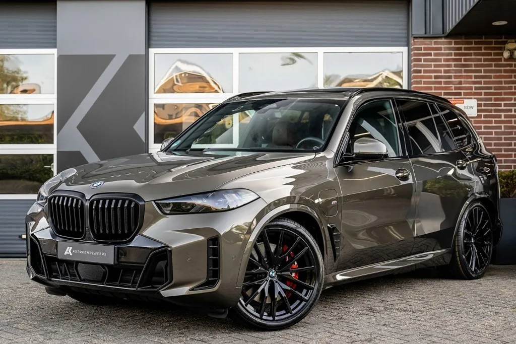 BMW X5 (2026) — foto 1